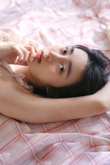 女邻居